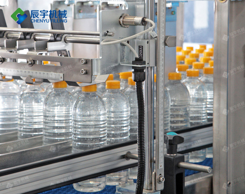 http://m.shuangsheng-shoes.com/uploadfile/202210/16b22a969849900.jpg